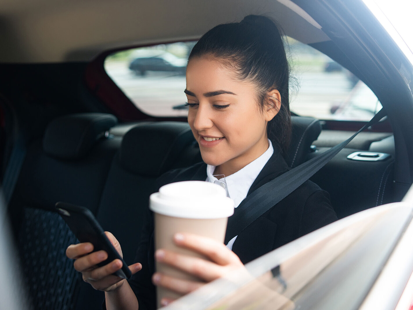 Taxi Sandro Ferrari Nice Conventionn&eacute; CPAM, transferts a&eacute;roport & circuits touristiques